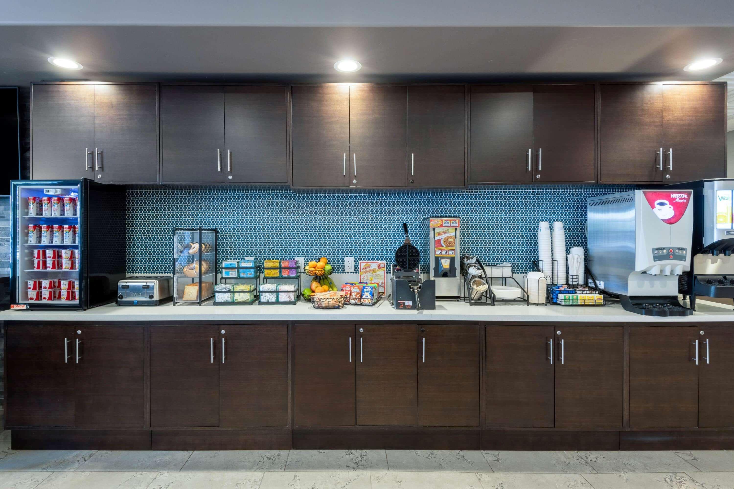 Microtel Inn & Suites By Wyndham Tracy Zewnętrze zdjęcie
