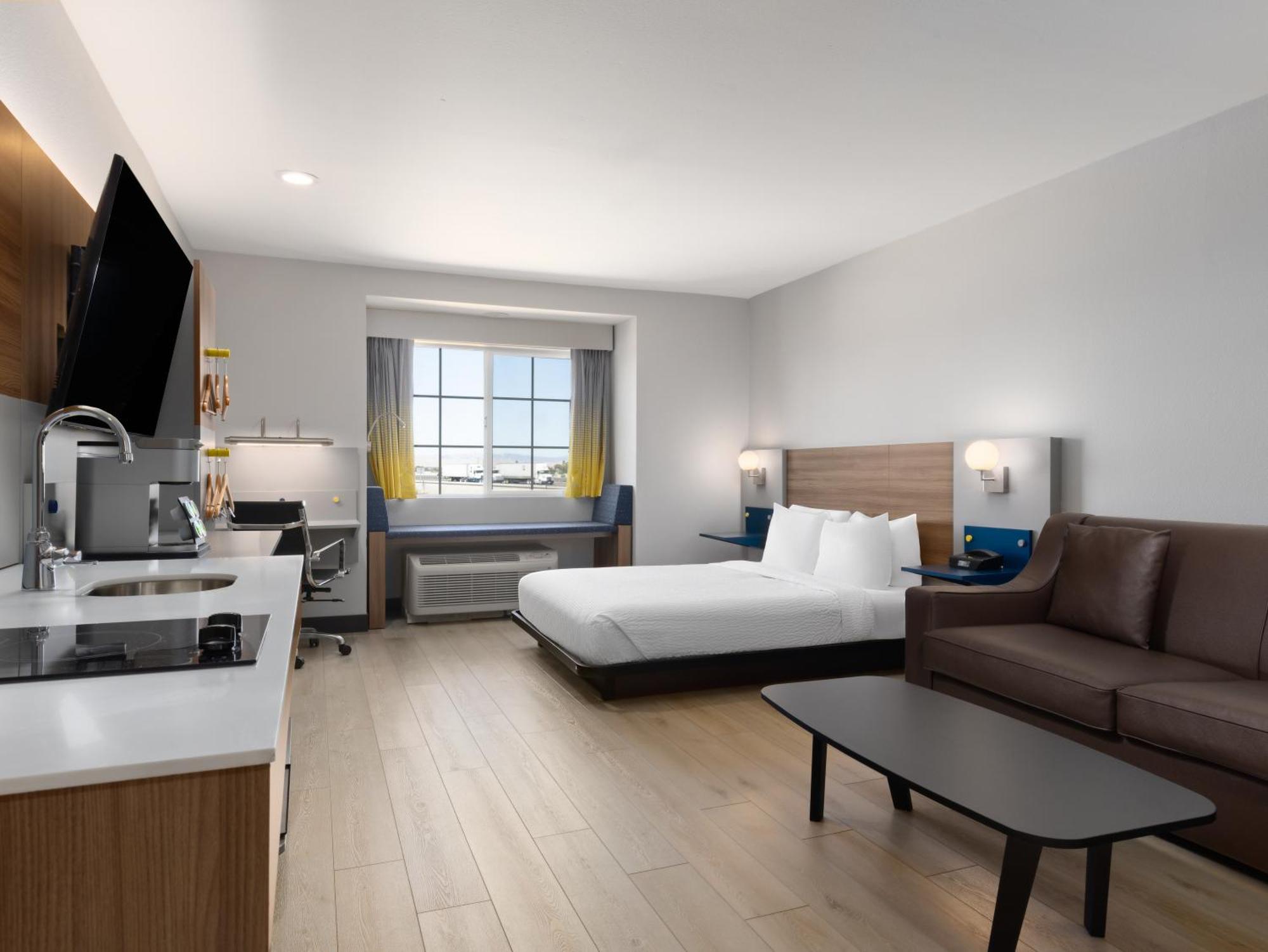 Microtel Inn & Suites By Wyndham Tracy Zewnętrze zdjęcie